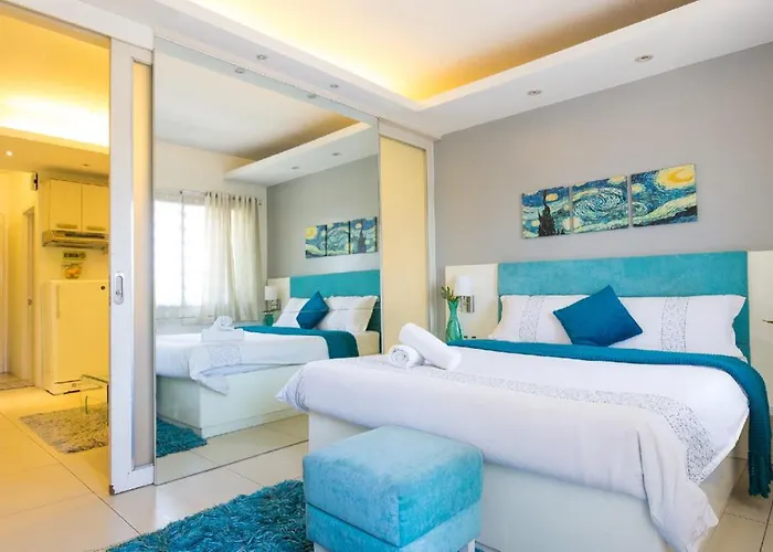 Touristation Crowne Bay Tower 3* Manila